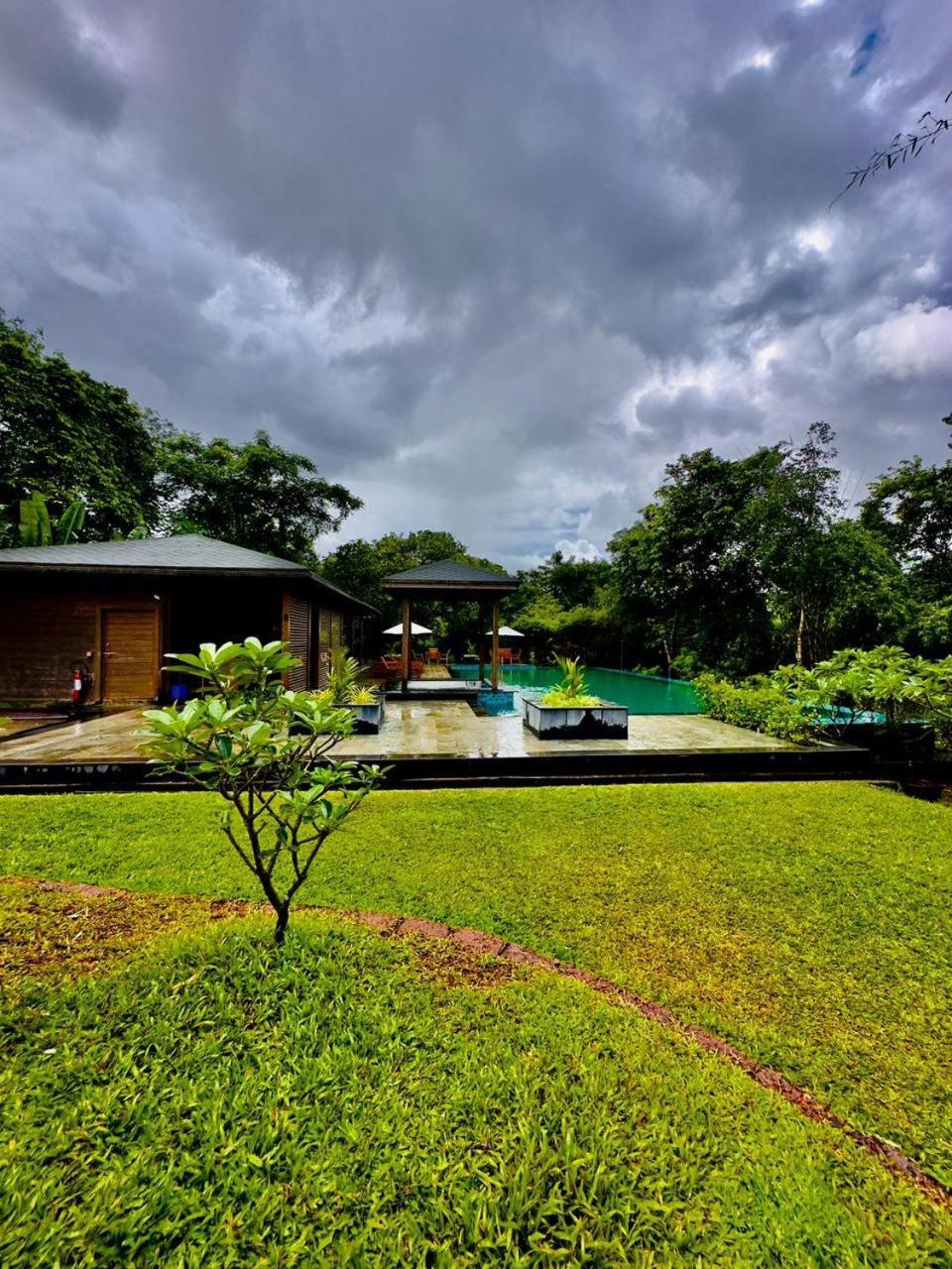 The Postcard Hideaway, Netravali Wildlife Sanctuary, Goa Hotel Vichondrem Luaran gambar